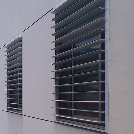 Hollow flat shutters