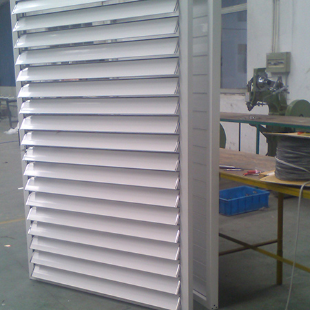 Hollow flat shutters